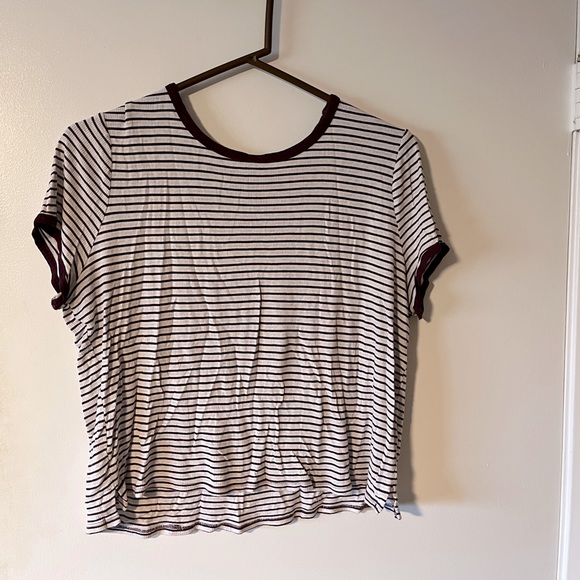 L Maroon Striped Women’s Crop Tee - Picture 1 of 2